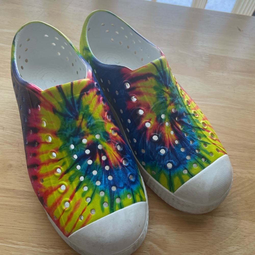 Native Jefferson Tie-Dye Slip-On water Shoes -13